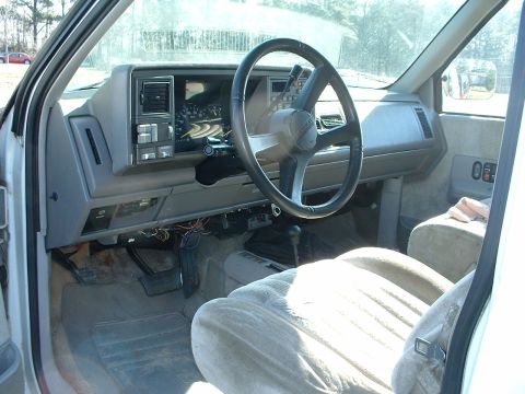 1994 GMC Suburban - Dashboard's in good shape