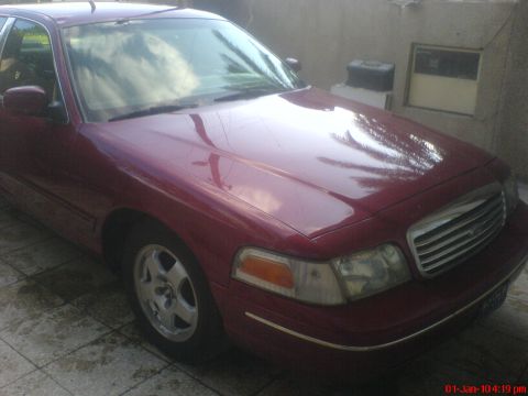 1998 Ford Crown Victoria - This 1998 Ford Crown Victoria is shown from a 3/4 front angle.