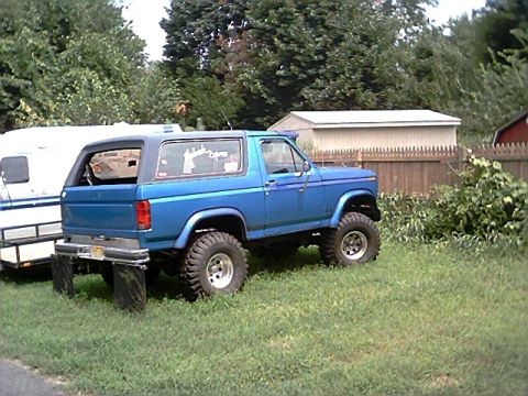 1985 Ford Bronco “redneck express”
