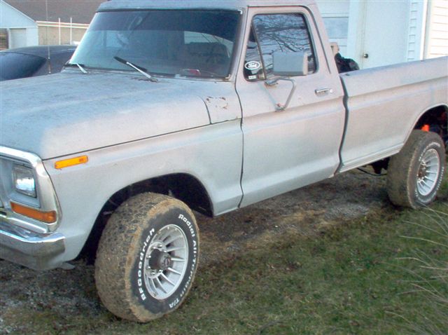 Old Ford pickup truck, looks like a 1979 model