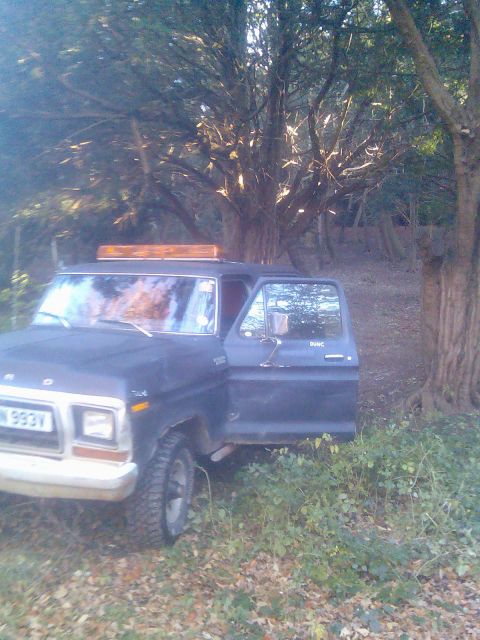 1978 Ford Bronco - Coming back out with no probs.Looks lame does`nt it ,but I was nearly wetting myself with excitment at this point.
