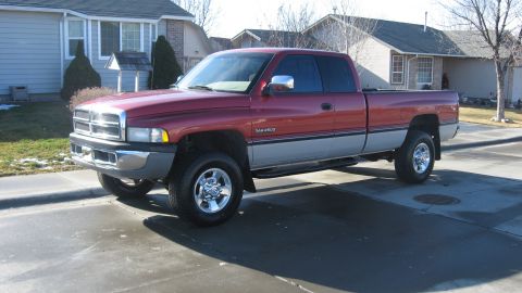 1997 Dodge 2500 - This 1994 Dodge Ram 2500 pickup truck is shown from a 3/4 front angle.