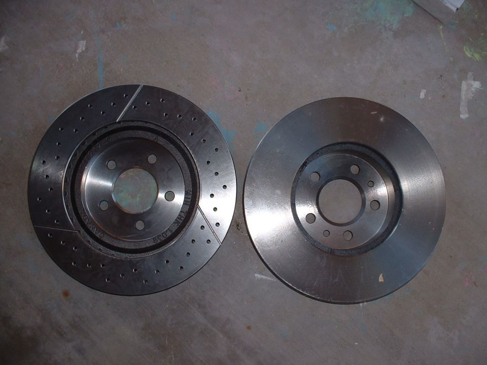 left: cobra
right: 00 Grand Marquis