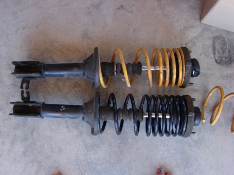 1993 Mazda MX-3 - Comparison MX-3 Rear Strut with Koni Damper insert. Top one fitted with Eunos 30x King Spring - Bottom one fitted with MX-3 H&R Spring