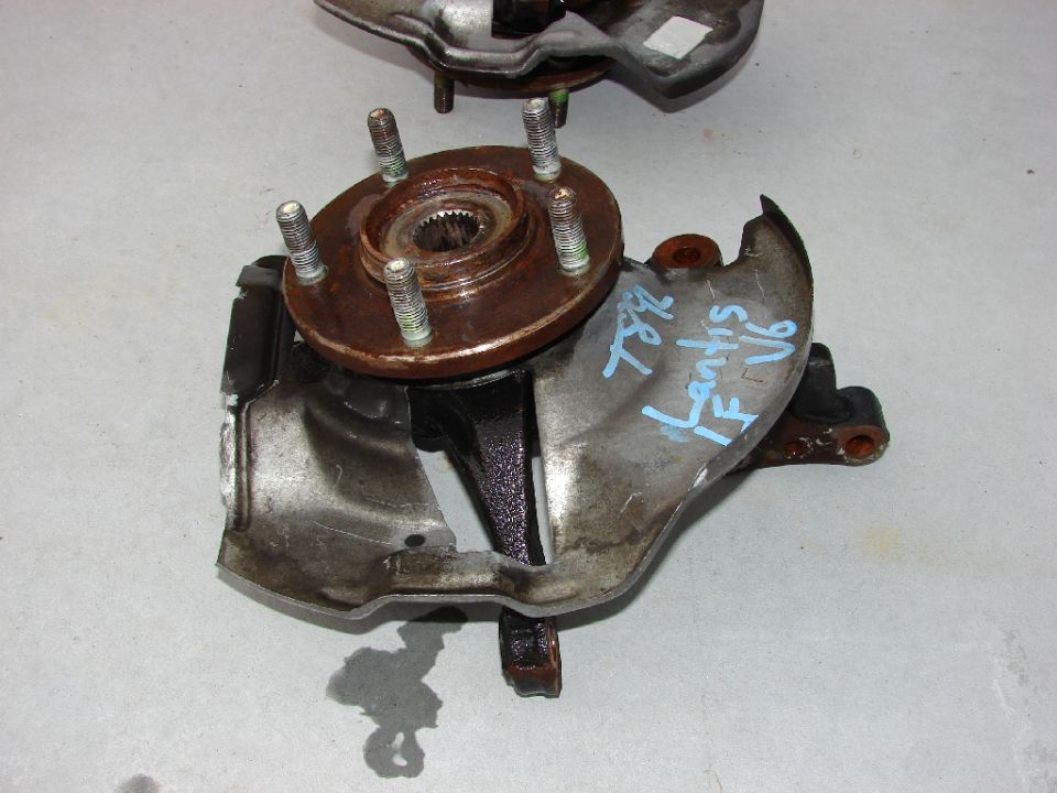 Front hub assembly with handwritten text 'Lantis IF V6'