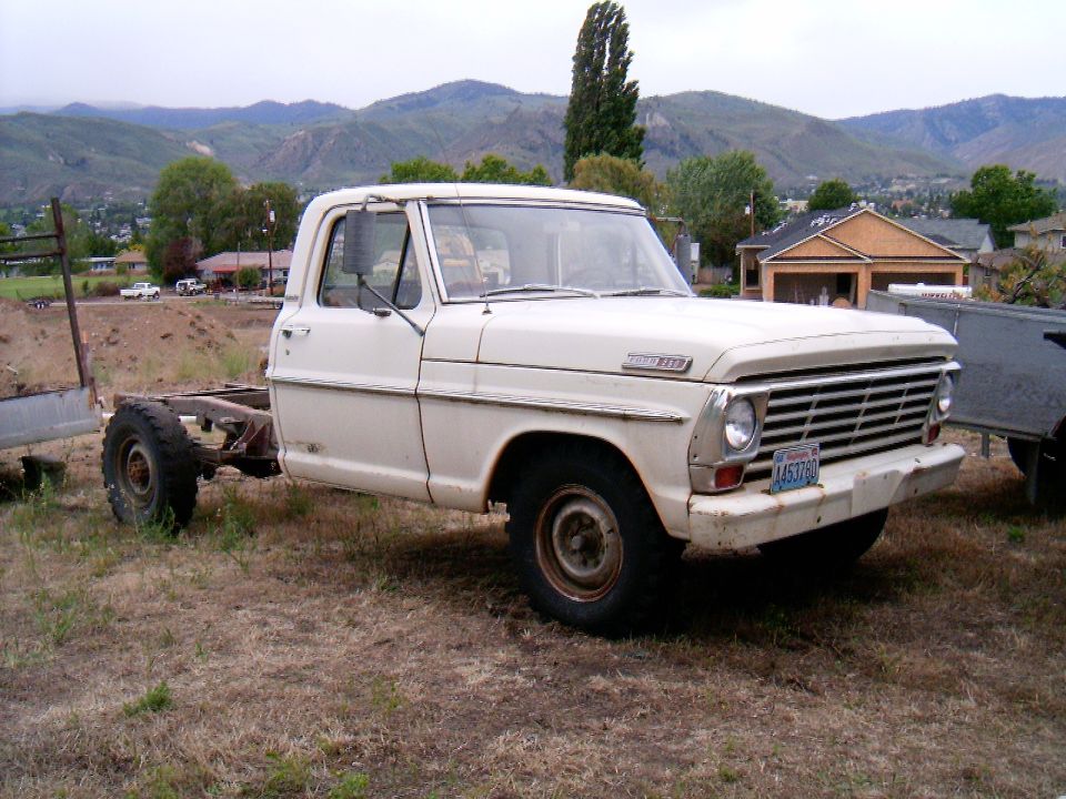 White 1967 Ford F-series pickup truck chassis, 3q-front view