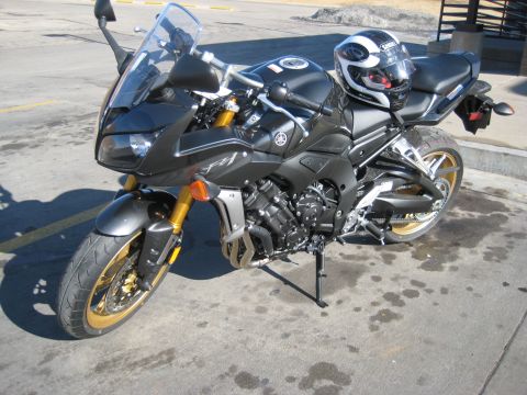2008 Yamaha FZR1000 “Fuzzy One - TOTALLED”