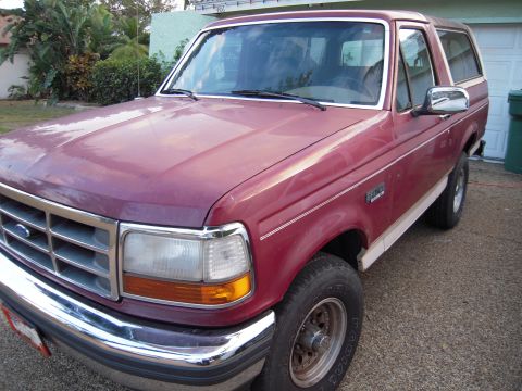 1992 Ford Bronco - drivers side