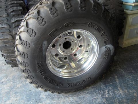 1992 Ford Bronco - tire