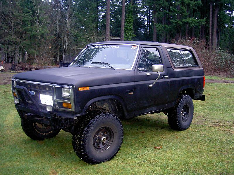 1982 Ford Bronco “Black Beast”