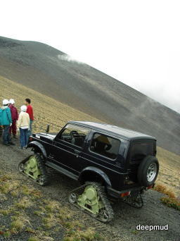 1987 Suzuki Samurai “deepmud”