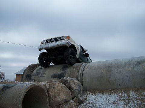 1989 Ford Bronco - This truck appears to be a 1987-1991 Ford F-Series pickup, not a Bronco.
