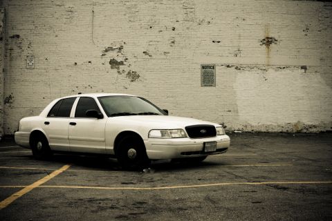 2003 Ford Crown Victoria photo