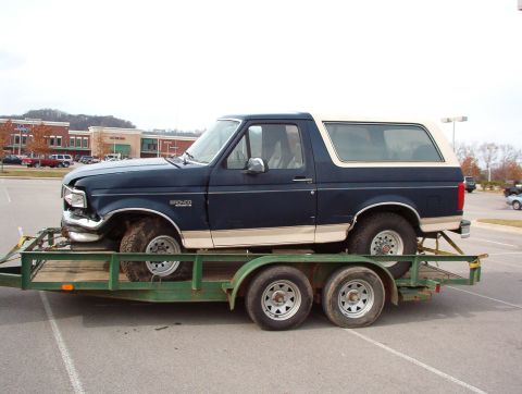 1993 Ford Bronco - A friend & I drove to N'ville today to pick it up.