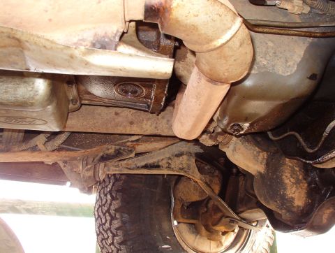 1993 Ford Bronco - The front d'shaft & t-case seem to be OK, despite the diff being ~4" too far back. I'm not sure where the engine oil leak is, but it's spra…