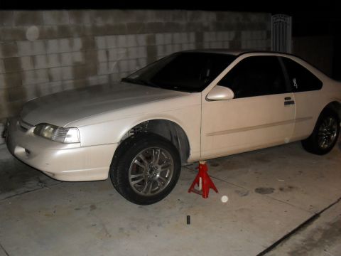 1995 Ford Thunderbird - repair time!