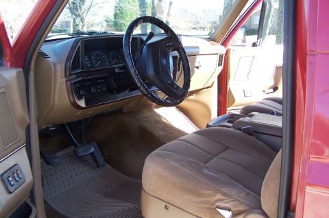 1990 Ford Bronco - Interior view 1