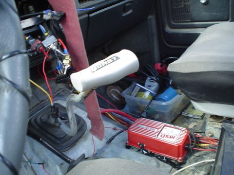 1981 Ford Bronco - Got the T handle welded on(well a bolt welded on to the shifter)