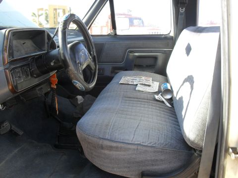 1991 Ford F-350 - Front Bench