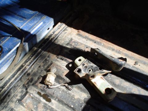 1981 Ford Bronco - I payed 5 bucks for my other tiedown... that puts the sag pump to 25 bucks and the grill gaurd I was quoted at $20 last year so I guess I g…