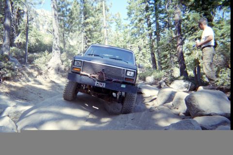 1967 Ford Bronco - Just dropping in to the top of Big Sluce Box.