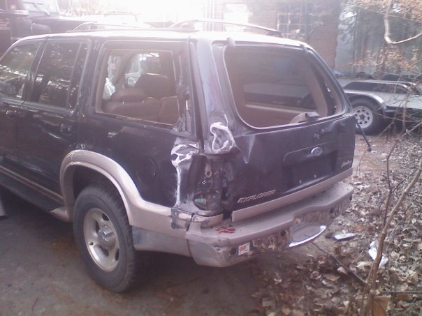 2000 Ford Explorer