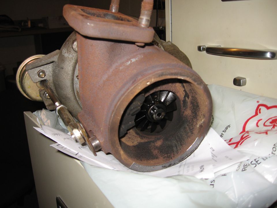 HE341: the turbo off the 2003-04.5 Dodge Ram.  From testing by users on 4BTSwaps, the best turbo for the 4BT.