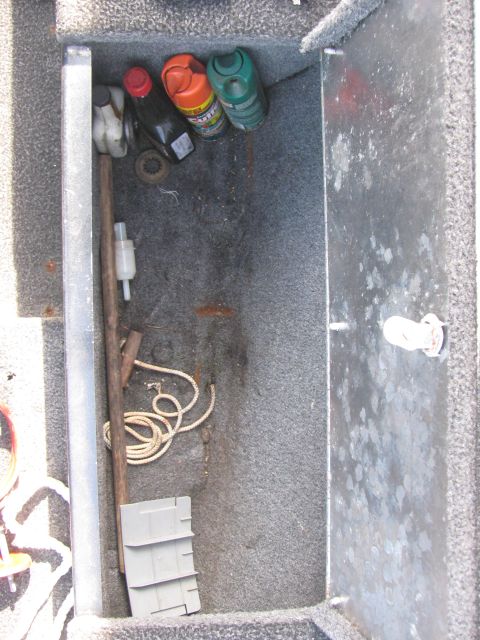 1992 Tracker Pro “Pro Deep V16”