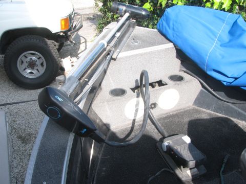 1992 Tracker Pro “Pro Deep V16”