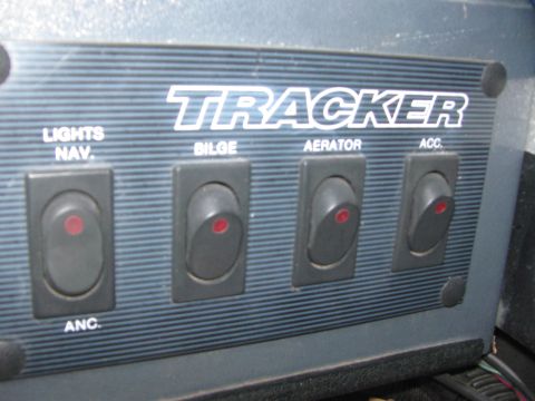 1992 Tracker Pro “Pro Deep V16”