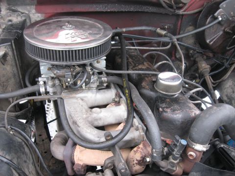 1981 Ford Bronco - Later found even more vacuum lines that I didn't need and removed them. The simplicity is great.