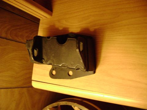 1972 Ford Ranchero - 429 Engine Mount