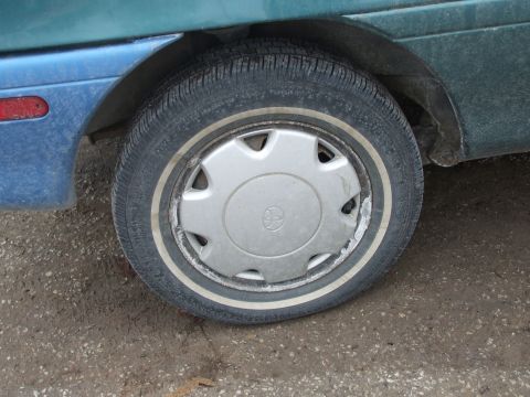 1997 Ford Aspire photo