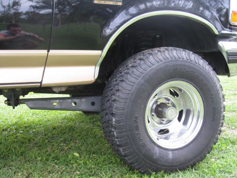 1994 Ford Bronco - This 1994 Ford Bronco features a 4-inch lift kit and 33-inch all-terrain tires, enhancing its off-road capabilities.