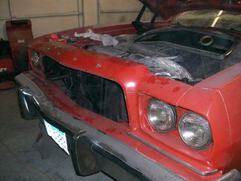 1973 Ford Ranchero - the grill has been removed; next wil be the upper valance and the light buckets.