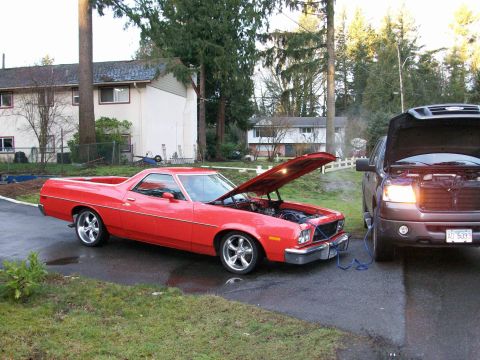 1973 Ford Ranchero - off to a lousy start; dead battery slows me down moving the car to the body shop; I think I left the interior lights on...