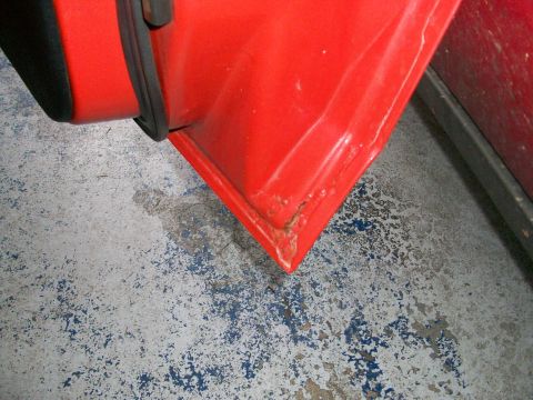 1973 Ford Ranchero - the rust on the outer skin ate through the inner skin also. we will weld new metal in to fix it.