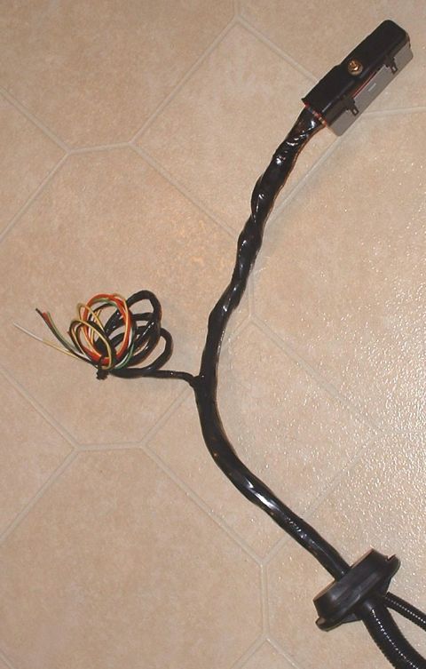 1986 Ford Bronco - Computer 60-pin plug RED = temp gauge WHITE = oil psi gauge GREEN = tach ORANGE = igintion switch "run" YELLOW/BLACK (paired wires) = check…