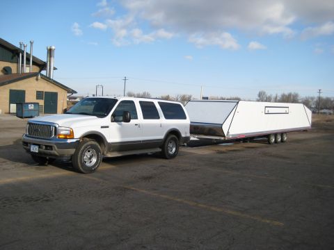 2000 Ford Excursion “Traveling Machine”
