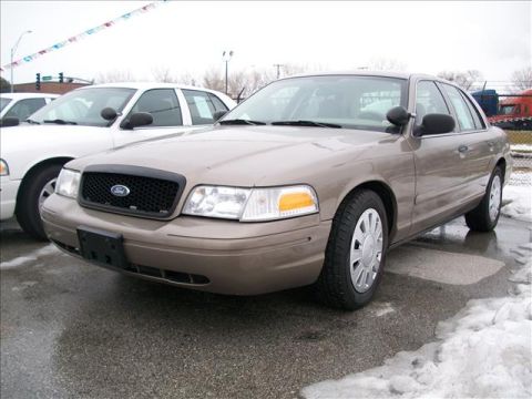 2006 Ford Crown Victoria photo