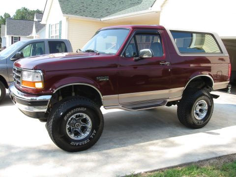 1996 Ford Bronco photo