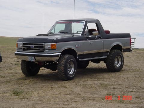 1989 Ford Bronco - Nope, I didnt get dirty