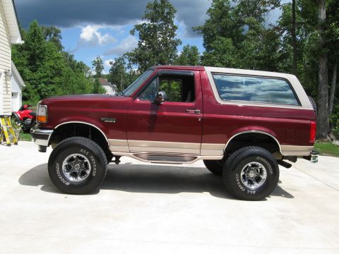 1996 Ford Bronco photo