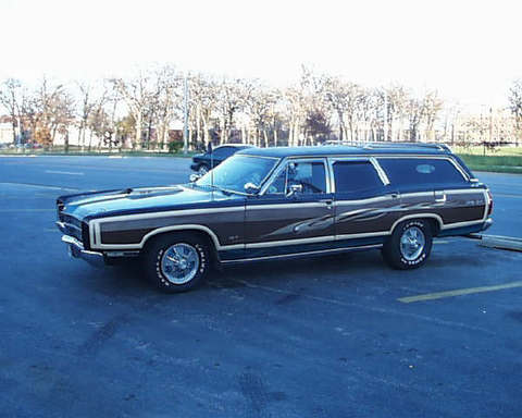 1969 Ford Custom Wagon