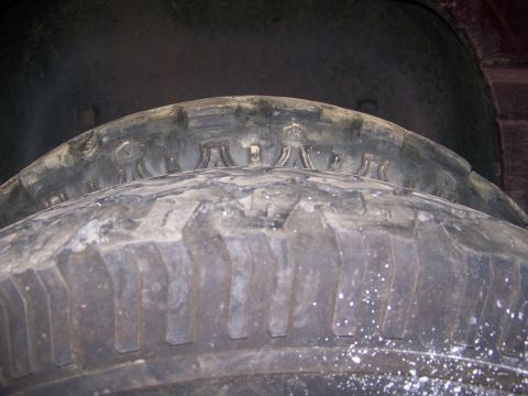 2001 Dodge 1500 - Tire tread detail.