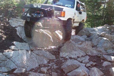 1990 Ford Bronco - Descending Jaws 2.5