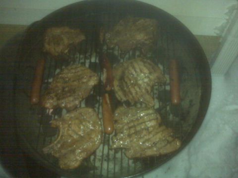 1991 Ford Bronco - Grillin' in 4' of snow...