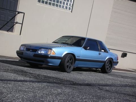 1990 Ford Mustang photo