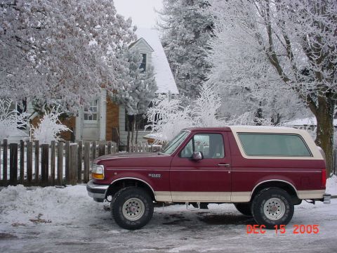 1992 Ford Bronco photo