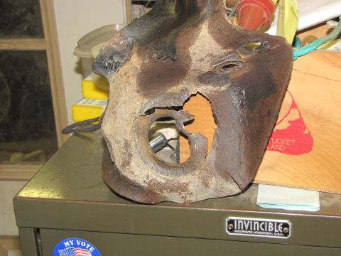 1993 Ford Bronco - radius arm support 3